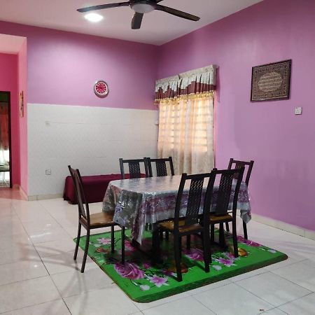 Umaira Homestay Chemor Экстерьер фото