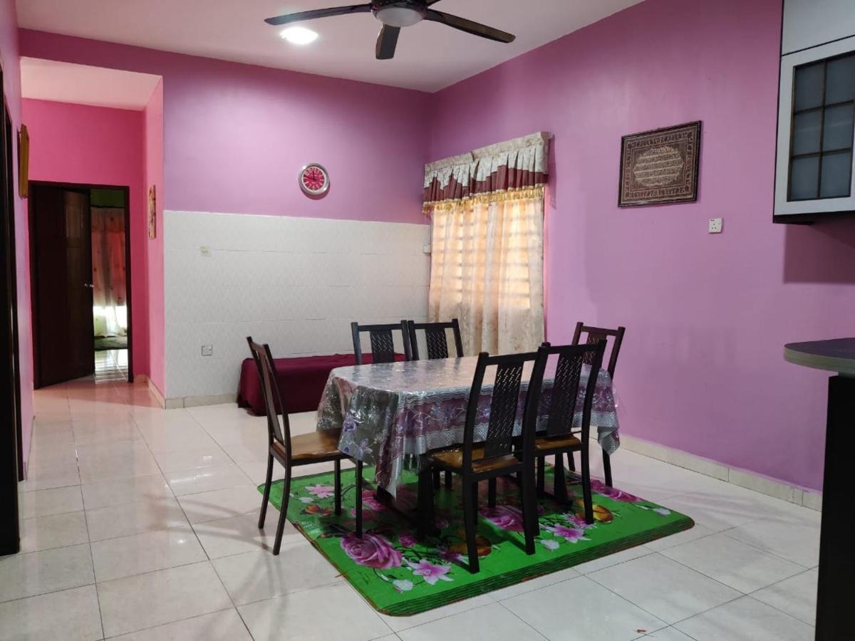 Umaira Homestay Chemor Экстерьер фото