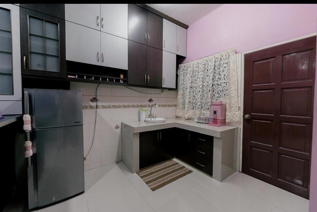 Umaira Homestay Chemor Экстерьер фото