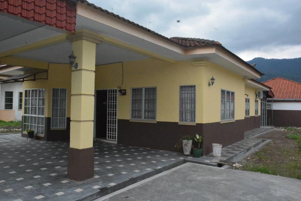 Umaira Homestay Chemor Экстерьер фото